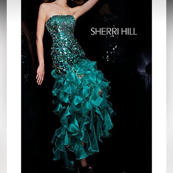 Sherri Hill Dresses & Skirts - Sherri Hill sequins green mermaid dress